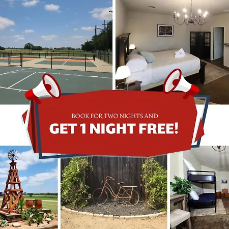 Fredericksburg Getaway W Bbq, Hot Tub & Backyard